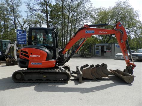 1.6 tonne excavator|6 ton mini excavators uk.